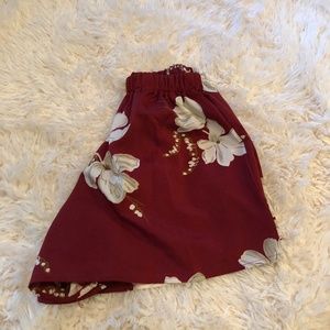 Red flower flowy shorts